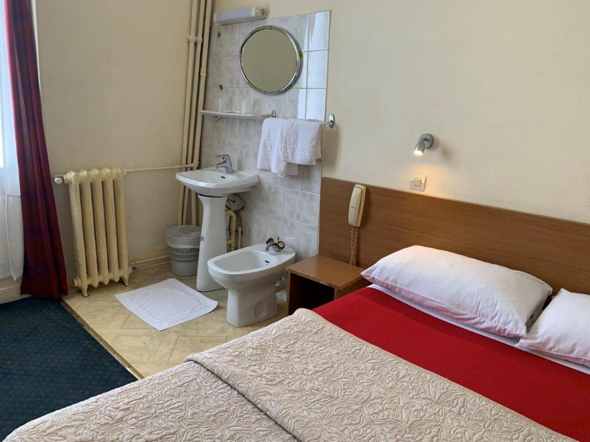 Hotel Liberty Paryż Zewnętrze zdjęcie